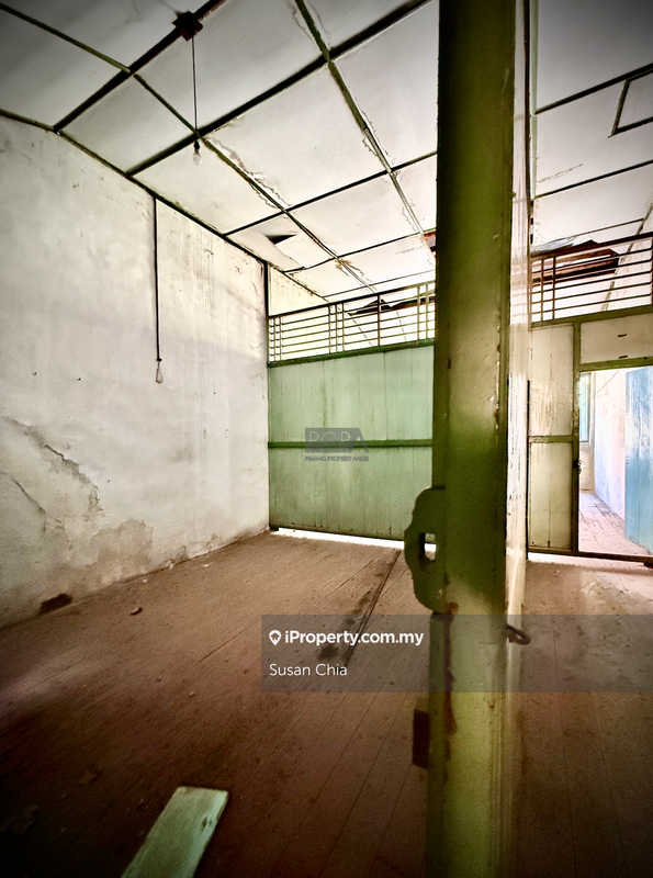 Shop-Office for Sale in Toh Aka Lane, George Town by Susan Chia - iProperty.com.my