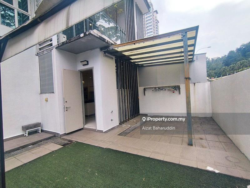 Rumah Berkembar untuk Dijual di Bukit Kerinchi, Pantai oleh Aizat Baharuddin - iProperty.com.my