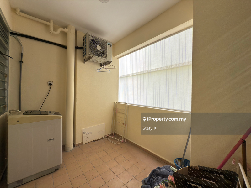 Condominium for Sale in The Waterfront Condominium by Stefy K - iProperty.com.my