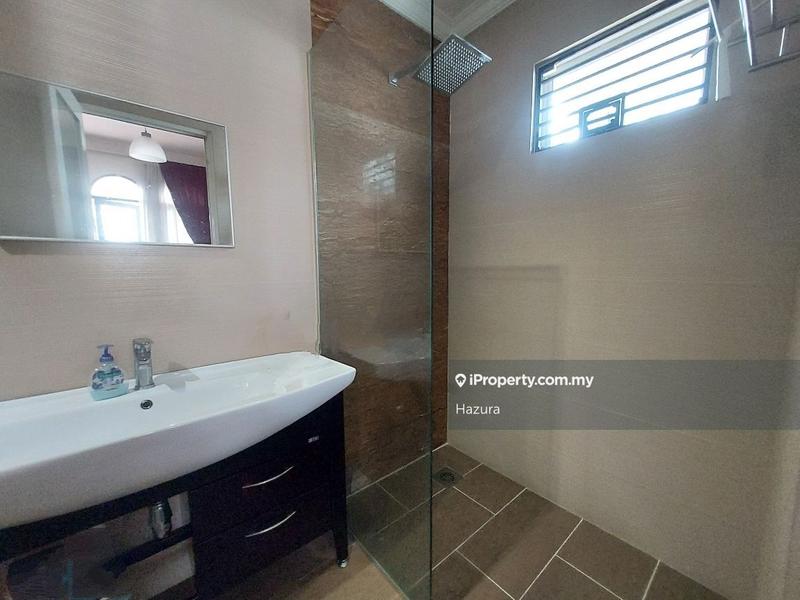 Banglo untuk Dijual di Seksyen 11, Shah Alam oleh Hazura - iProperty.com.my