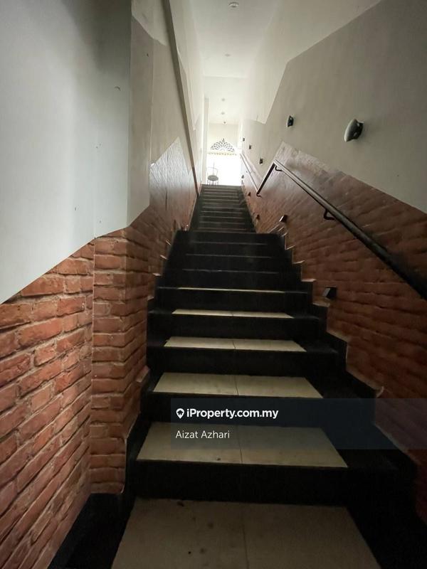 Banglo Komersial untuk Dijual di Cyberjaya, Selangor oleh Aizat Azhari - iProperty.com.my