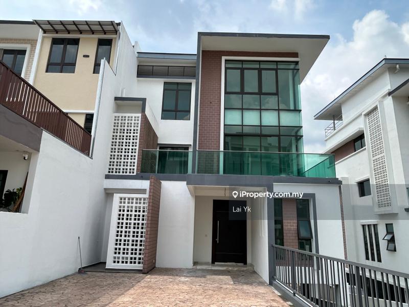 Semi-Detached House for Sale in Putra Heights, Subang Jaya by Lai Yk - iProperty.com.my