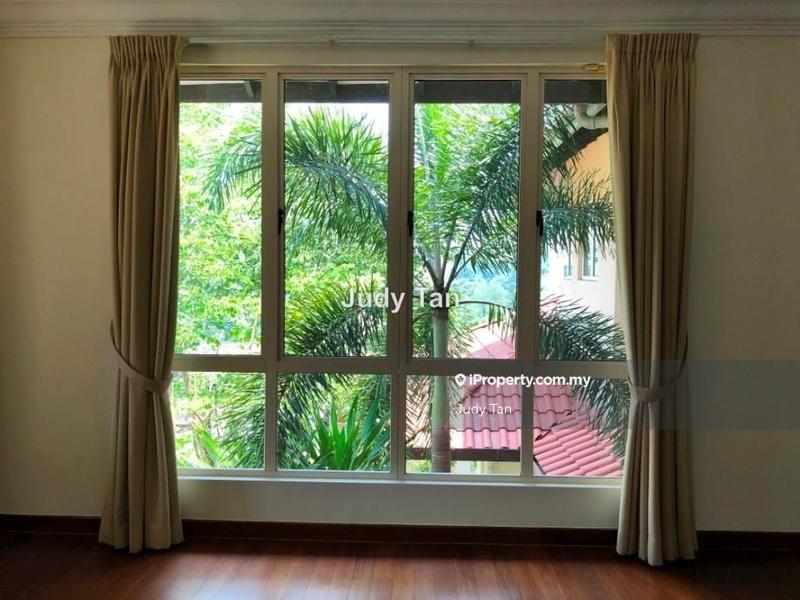 Banglo untuk Dijual di Taman Duta, Bukit Tunku (Kenny Hills) oleh Judy Tan - View out of Bedroom - iProperty.com.my