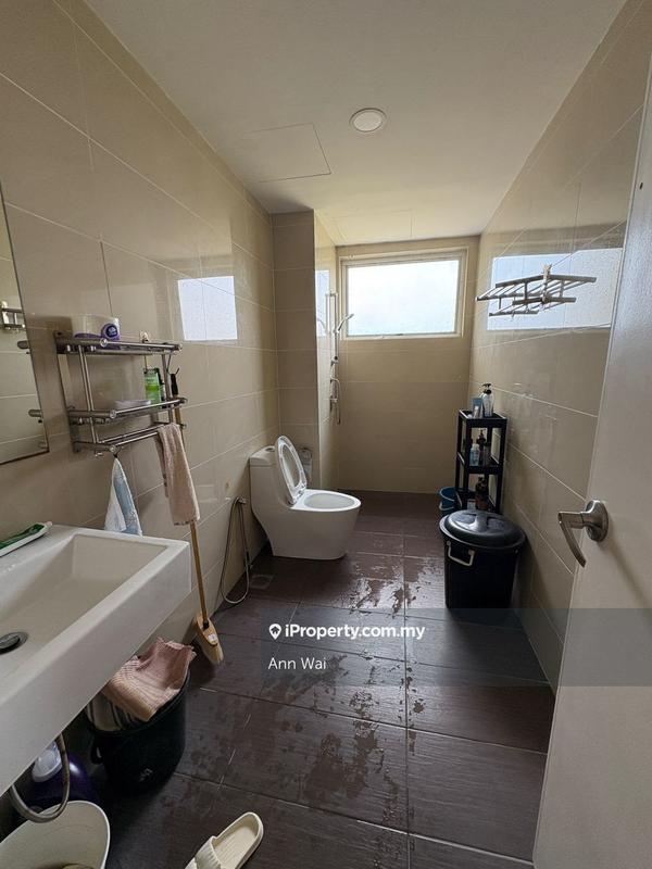 Condominium for Sale in Duet Residence by Ann Wai - iProperty.com.my