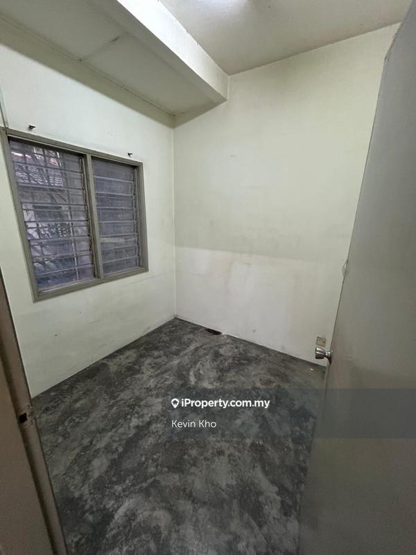 2-storey Terraced House for Sale in Usj 6, Subang Jaya by Kevin Kho - iProperty.com.my