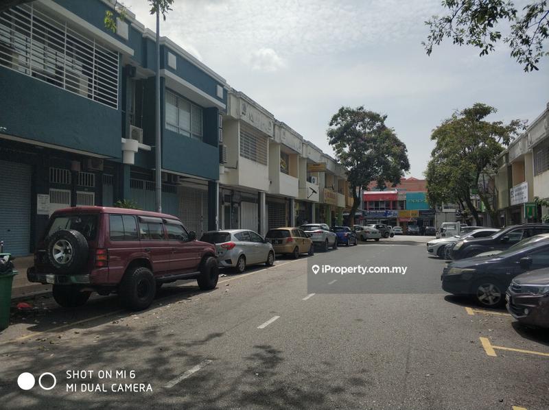 Shop for Sale in Bandar Puteri Puchong, Puchong by Kelvin Tan - iProperty.com.my