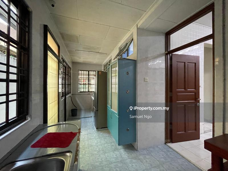 Semi-Detached House for Sale in Taman Perling, Johor Bahru by Samuel Ngo - iProperty.com.my