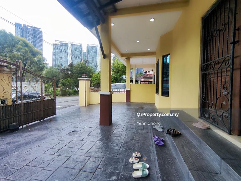 Semi-Detached House for Sale in Taman Yarl, Jalan Klang Lama (Old Klang Road) by Yenn Chong - iProperty.com.my