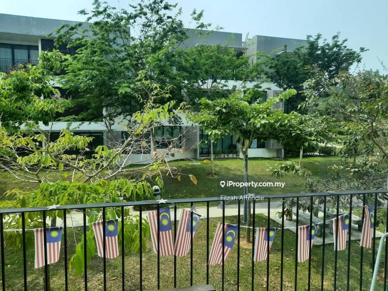 Townhouse for Sale in Cahaya Spk, Shah Alam by Filzah Affendie - iProperty.com.my