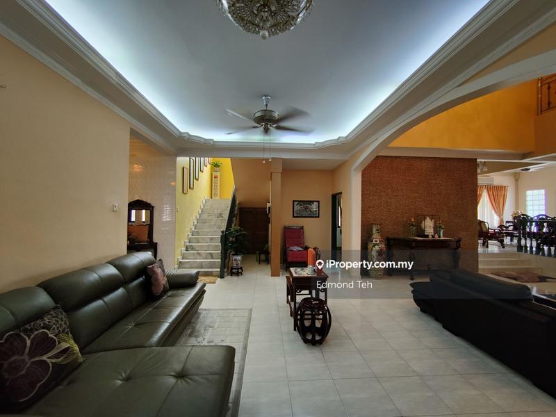 Bungalow House for Sale in Bandar Tun Hussein Onn, Cheras by Edmond Teh - iProperty.com.my