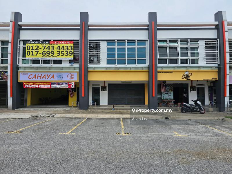 Shop / Office untuk Dijual di Taman Cahaya Alam, Shah Alam oleh Alvin Lee - iProperty.com.my