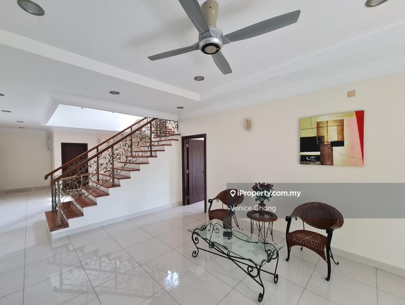 Bungalow House untuk Dijual di Bukit Gita Bayu, Seri Kembangan oleh Venice Chong - iProperty.com.my