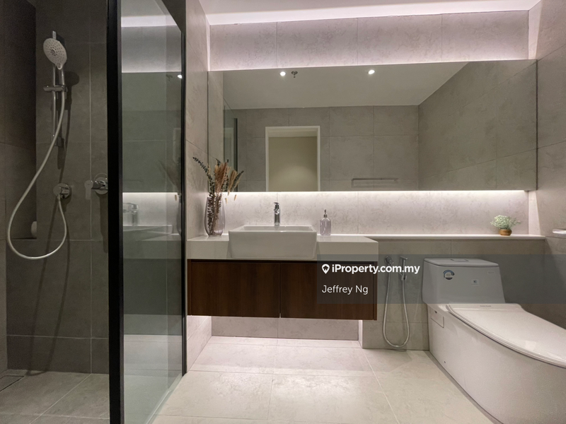 For Sale - Golden Crown Residence