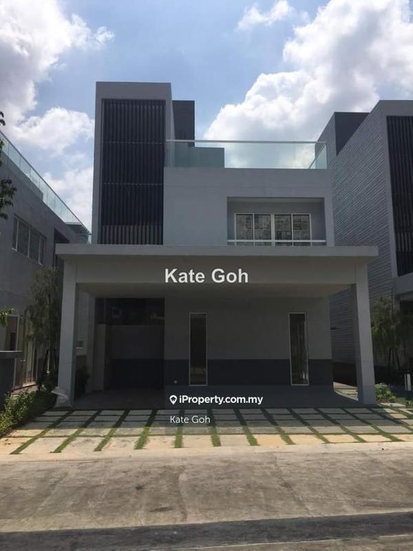 Bungalow House for Sale in Lakefront Villa, Cyberjaya by Kate Goh - iProperty.com.my