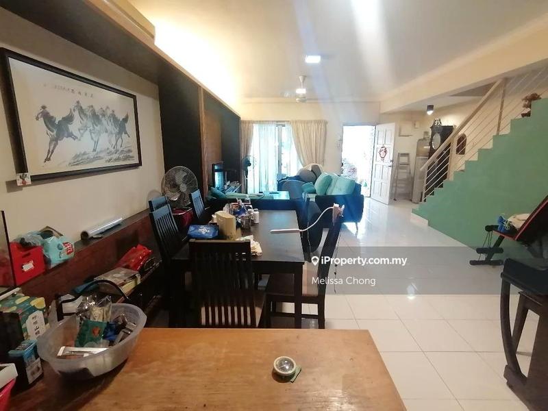 Rumah Teres 2.5-Tingkat untuk Dijual di Taman Bukit Serdang, Seri Kembangan oleh Melissa Chong - iProperty.com.my