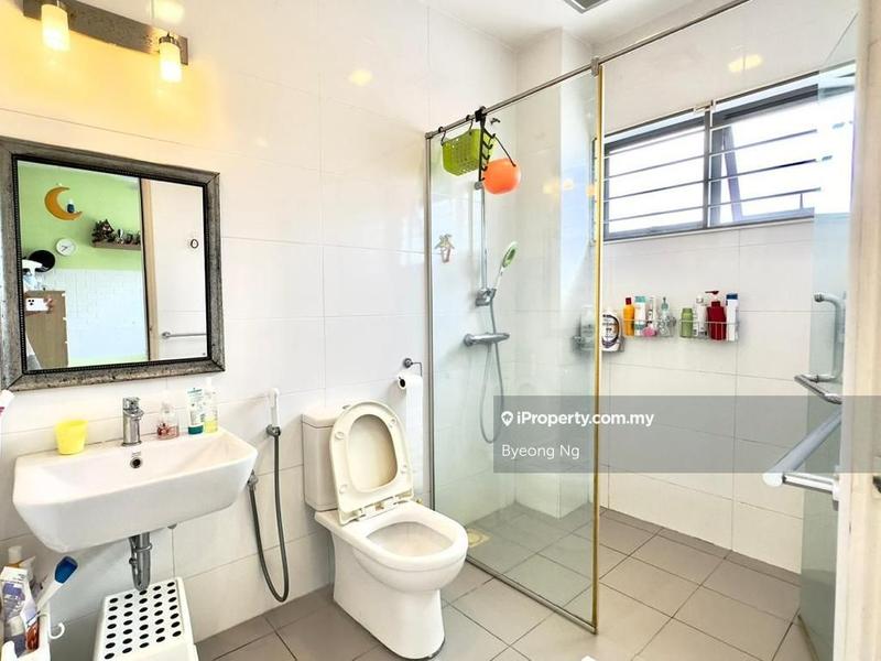 3.5-storey Terraced House for Sale in D'Residency,Petaling jaya, Kayu Ara, Bandar Utama, Petaling Jaya by Byeong Ng - iProperty.com.my