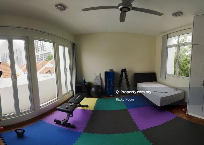 Rumah Teres 2.5-Tingkat untuk Dijual di Seri Tanjung Pinang, Tanjung Tokong oleh Ricky Poon - iProperty.com.my