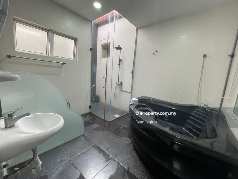 Rumah Berkembar untuk Dijual di Wira Heights, Bandar Sungai Long oleh Ryan Ngiuo - iProperty.com.my