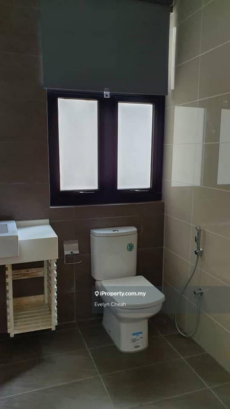 For Sale - Sky Condominium (Skyz Residence)