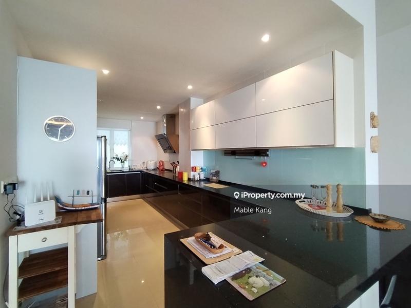 Condominium for Sale in Bayu Ferringhi Condominiums by Mable Kang - iProperty.com.my