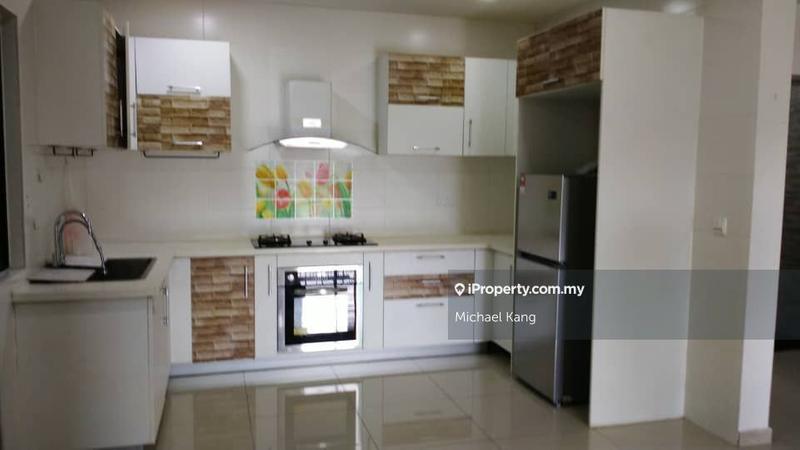 For Sale - T-Parkland