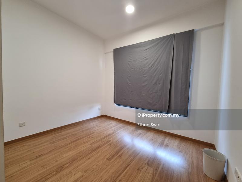 Service Residence for Sale in East Parc @ Manjalara by Ethan Swe - Bedroom - iProperty.com.my