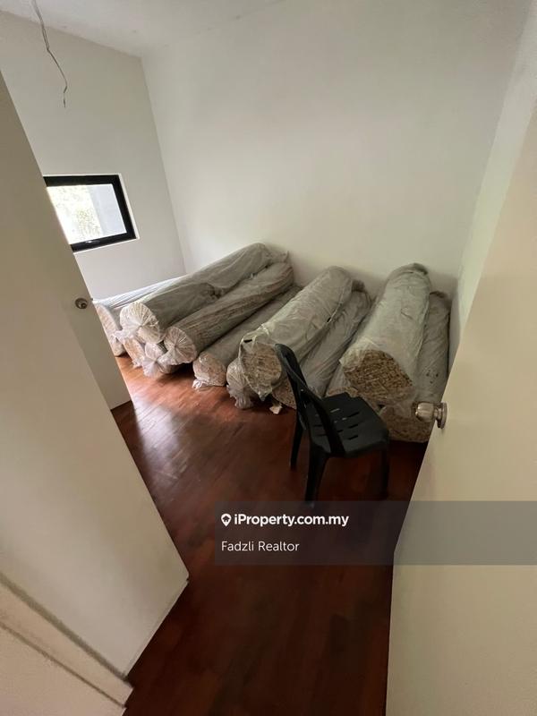 3-storey Terraced House for Sale in Blu Constellation, Seri Kembangan by Fadzli Realtor - iProperty.com.my