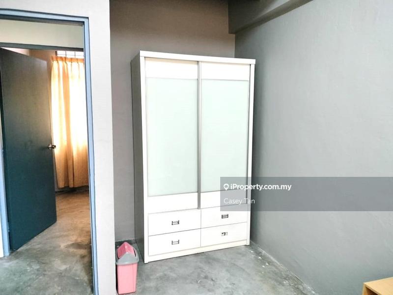Rumah Pangsa untuk Dijual di Taman Johor Jaya oleh Casey Tan - iProperty.com.my