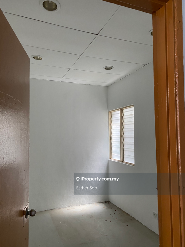 Shop-Office for Sale in gb9wk, Kepong by Esther Soo - iProperty.com.my