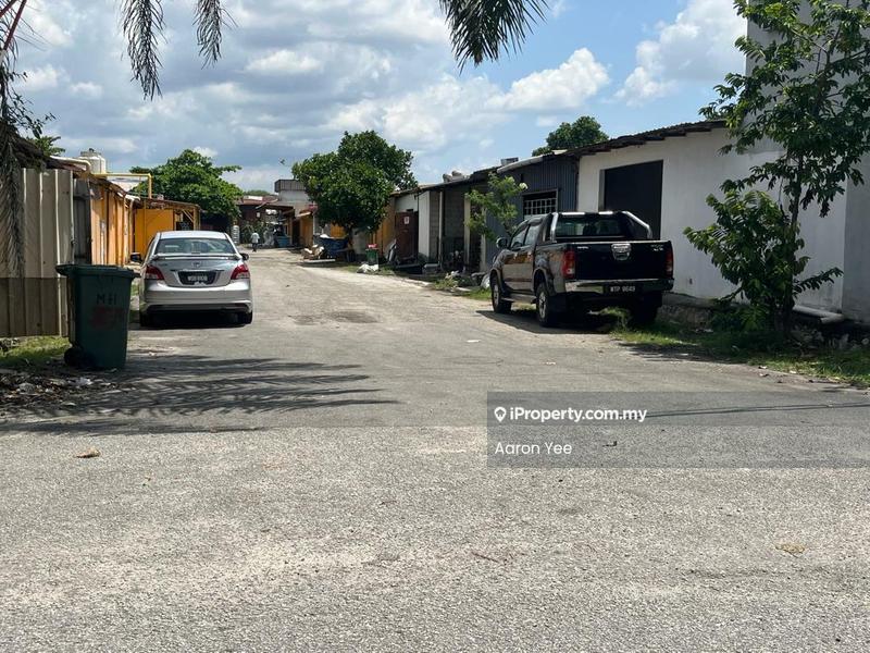 Terrace Factory for Sale in Taman Taming Jaya, Balakong by Aaron Yee - Exterior - iProperty.com.my