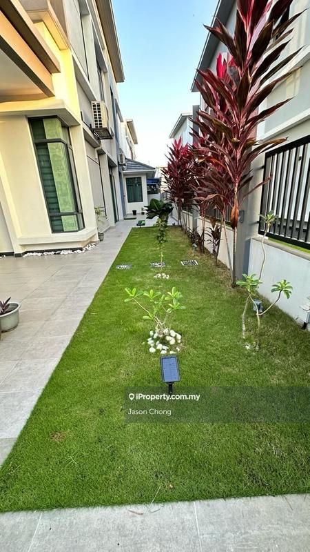 Semi-Detached House for Sale in Bandar Bukit Tinggi, Klang by Jason Chong - iProperty.com.my