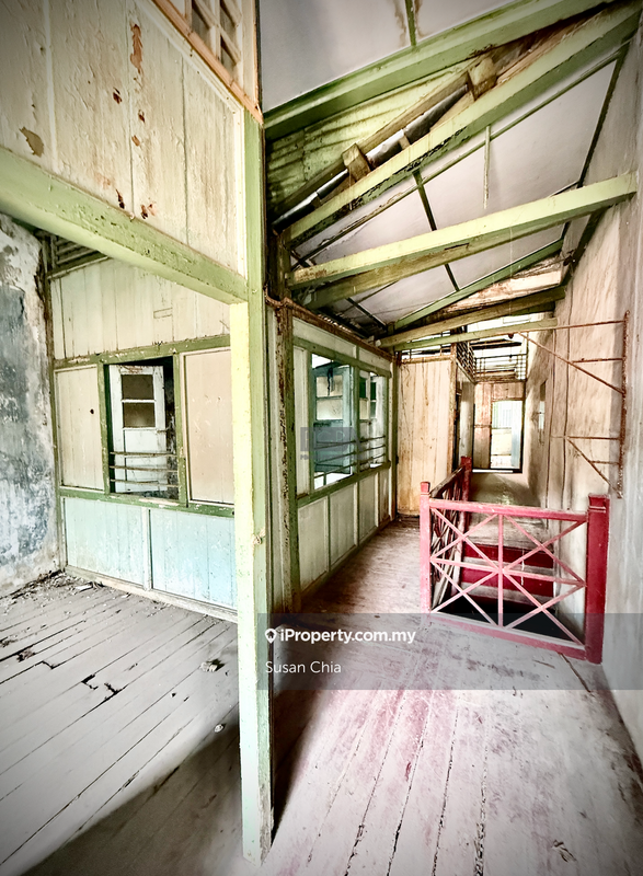 Shop-Office for Sale in Toh Aka Lane, George Town by Susan Chia - iProperty.com.my