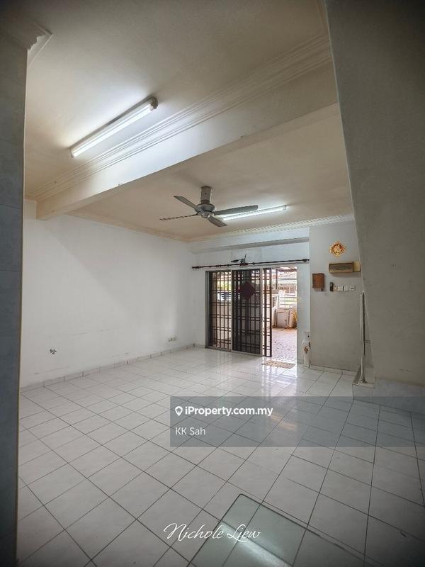Rumah Teres 2-Tingkat untuk Dijual di Pekan Semenyih, Semenyih oleh KK Sah - iProperty.com.my