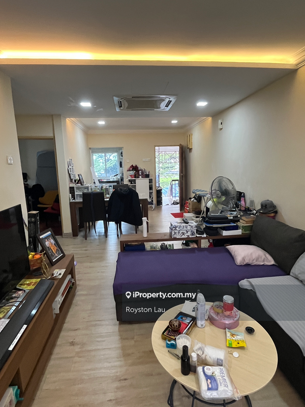 For Sale - Avant Court