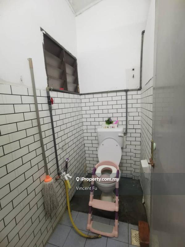 1-storey Terraced House for Sale in Taman Seri Paroi, Paroi by Vincent Fu - iProperty.com.my