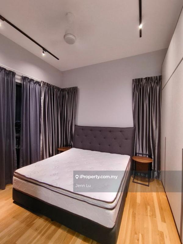 For Sale - Dianthus @ Tropicana Gardens