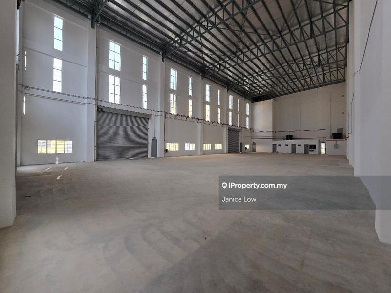 Semi-D Kilang untuk Disewa di Seksyen U13, Setia Alam oleh Janice Low - iProperty.com.my