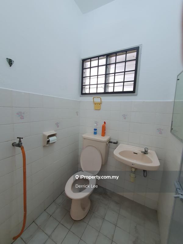 Rumah Berangkai 2 Tingkat untuk Dijual di Usj 2, Subang Jaya oleh Derrick Lee - iProperty.com.my