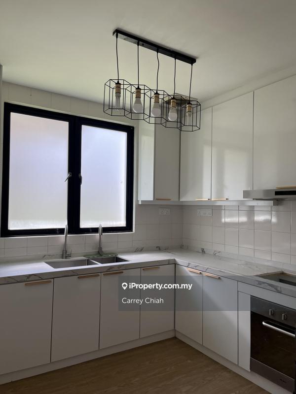 Rumah Berangkai 2.5 Tingkat untuk Dijual di Lake Edge, Puchong oleh Carrey Chiah - iProperty.com.my