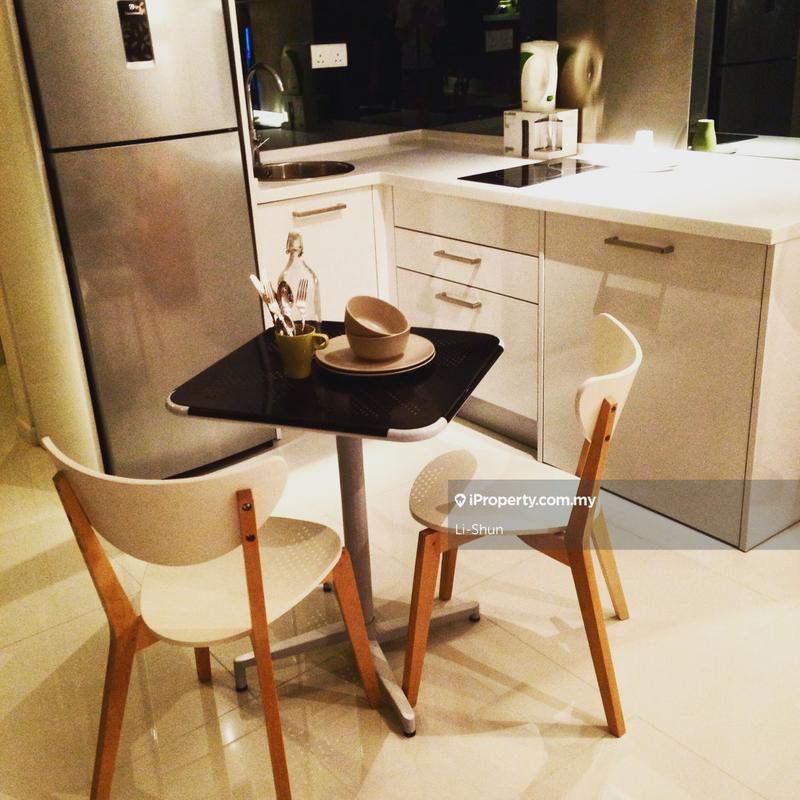 Service Residence for Sale in Mercu Summer Suites by Li-Shun - iProperty.com.my
