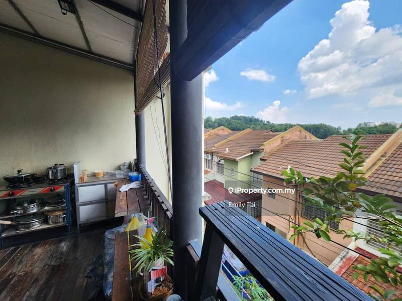 2.5-storey Terraced House for Sale in Taman Puncak Jalil, Seri Kembangan by Emily Tai - iProperty.com.my