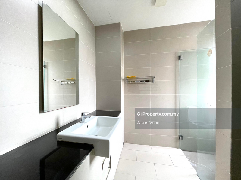 3-storey Terraced House for Sale in Lake Fields, Sungai Besi by Jason Vong - iProperty.com.my