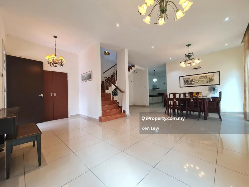 Semi-Detached House for Sale in Hijauan Residence, Ulu Langat by Ken Lew - Living Room - iProperty.com.my
