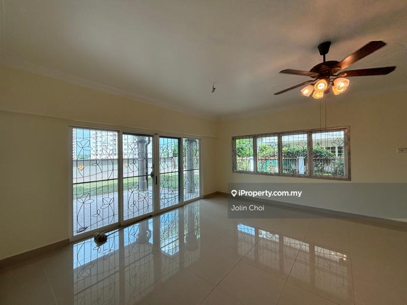 Rumah Berkembar untuk Dijual di Bandar Puteri Puchong, Puchong oleh Jolin Choi - iProperty.com.my