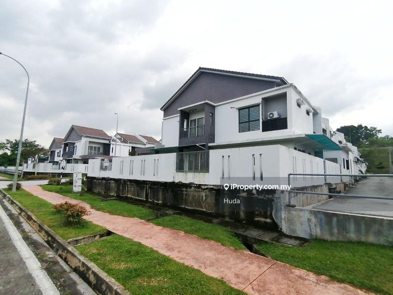 Rumah Berangkai 2 Tingkat untuk Dijual di Nilai Impian, Nilai oleh Huda - iProperty.com.my