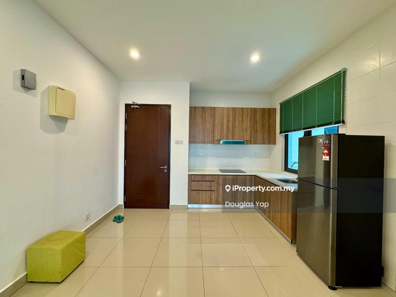 Service Residence for Rent in Pacific Star by Douglas Yap - Kitchen - iProperty.com.my