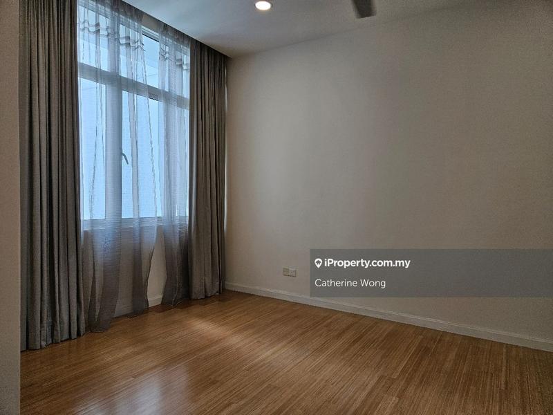 For Sale - Kenny Hills Residence