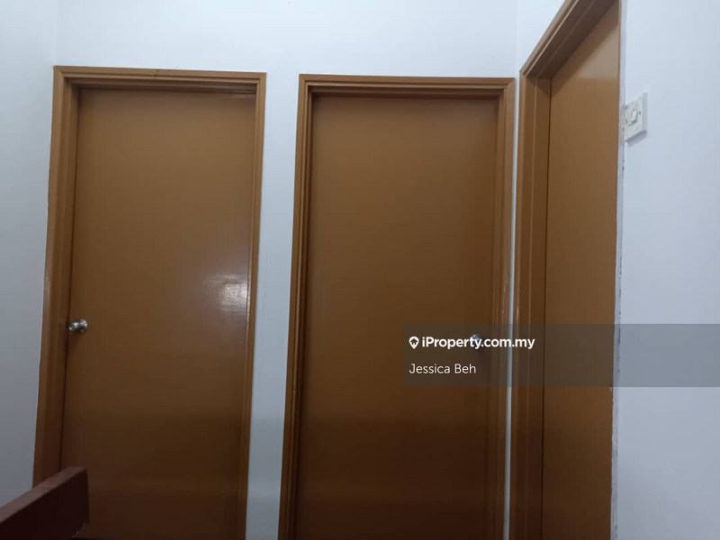 Rumah Teres 2-Tingkat untuk Dijual di Usj 13, Subang Jaya oleh Jessica Beh - iProperty.com.my