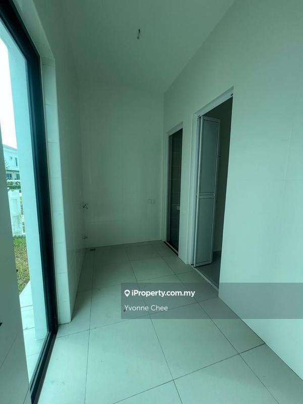 Bungalow House for Sale in Eco Horizon, Batu Kawan by Yvonne Chee - iProperty.com.my