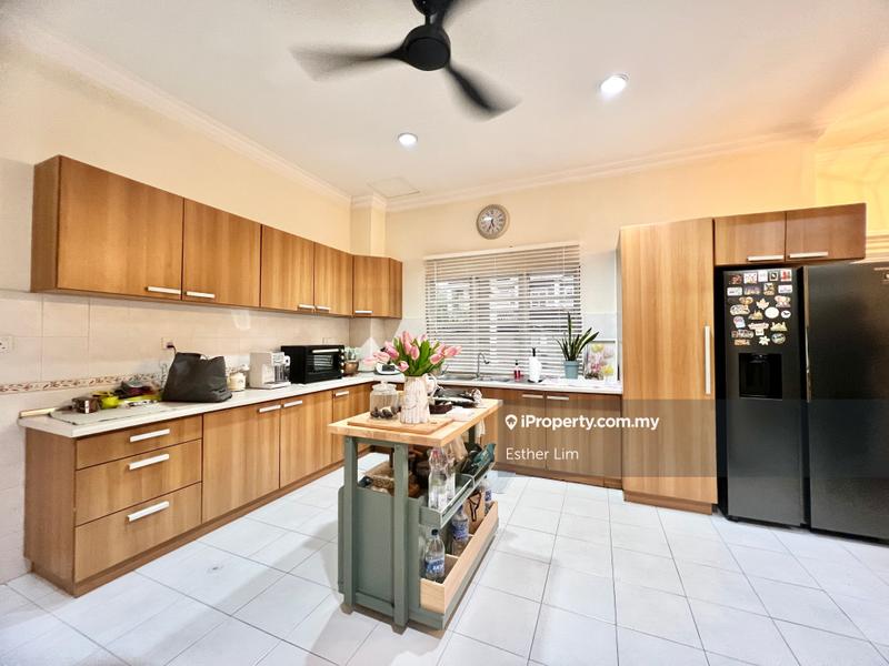 Bungalow House untuk Dijual di D'Villa Seksyen 11, Kota Damansara oleh Esther Lim - iProperty.com.my